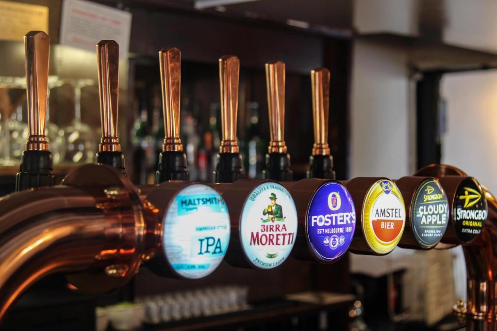 The Waggon And Horses Hotel Great Yeldham Luaran gambar
