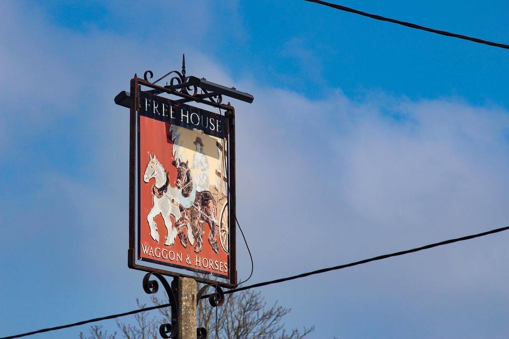 The Waggon And Horses Hotel Great Yeldham Luaran gambar