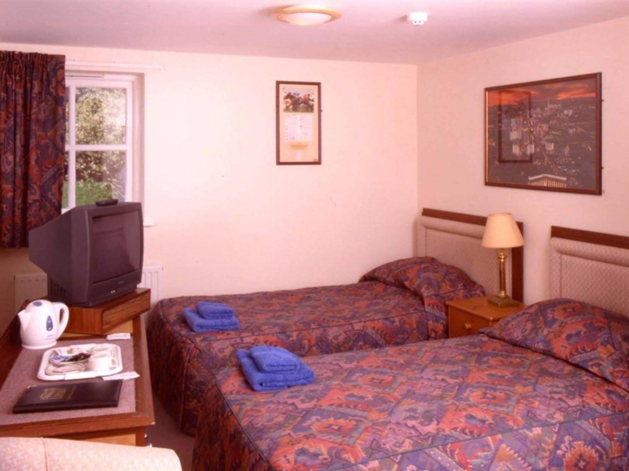 The Waggon And Horses Hotel Great Yeldham Luaran gambar
