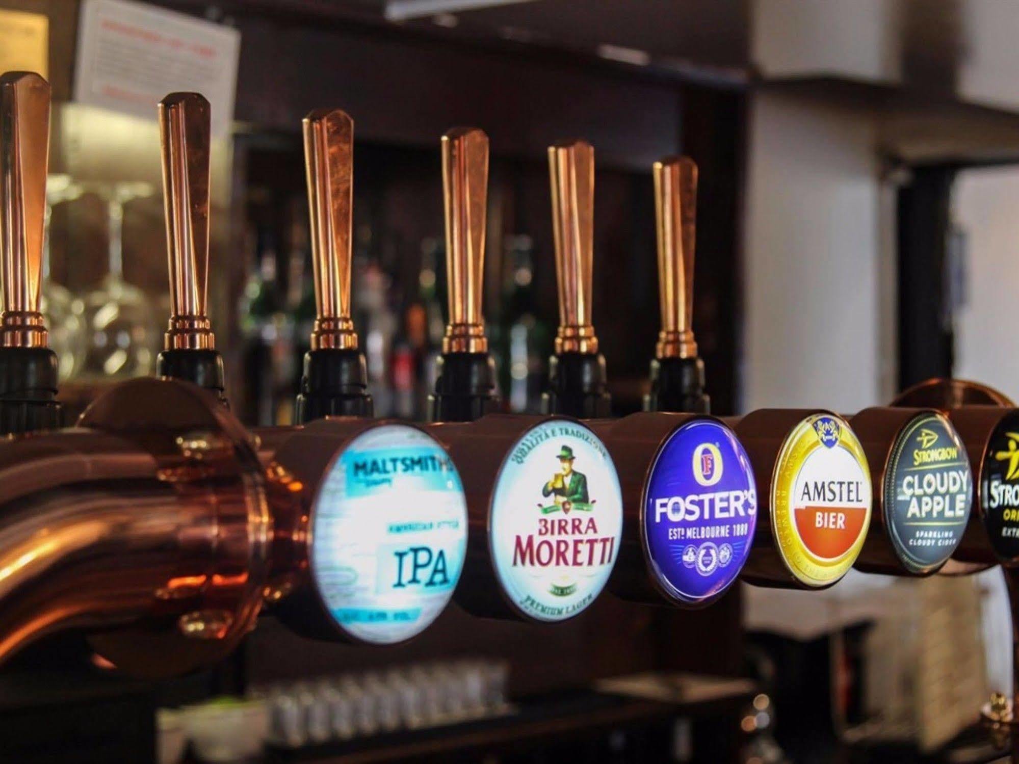 The Waggon And Horses Hotel Great Yeldham Luaran gambar